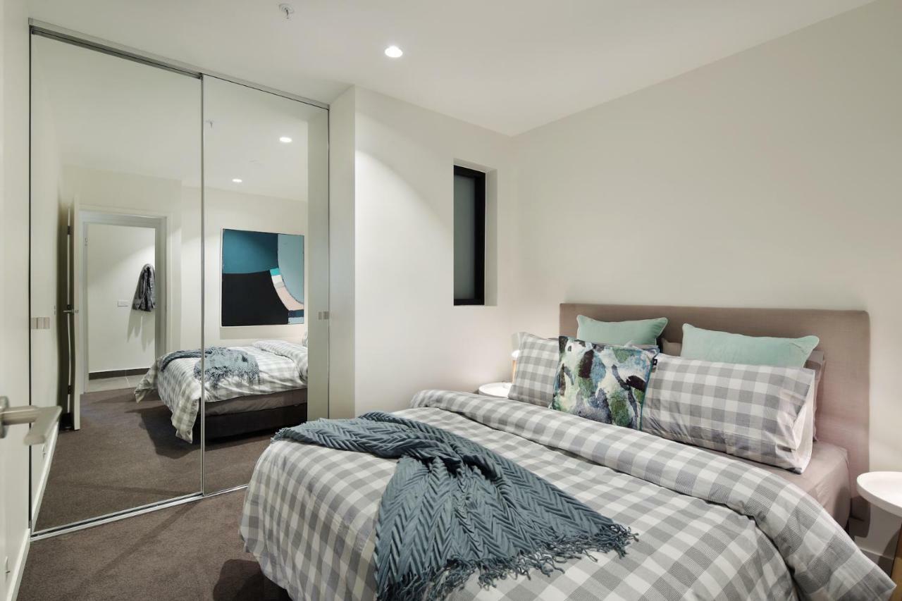 Experience Platinum Hotel Apartments Melbourne Eksteriør bilde