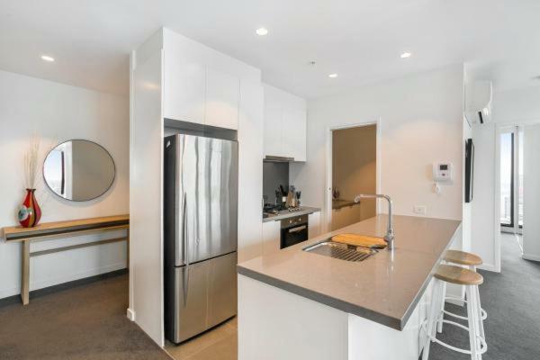 Experience Platinum Hotel Apartments Melbourne Eksteriør bilde